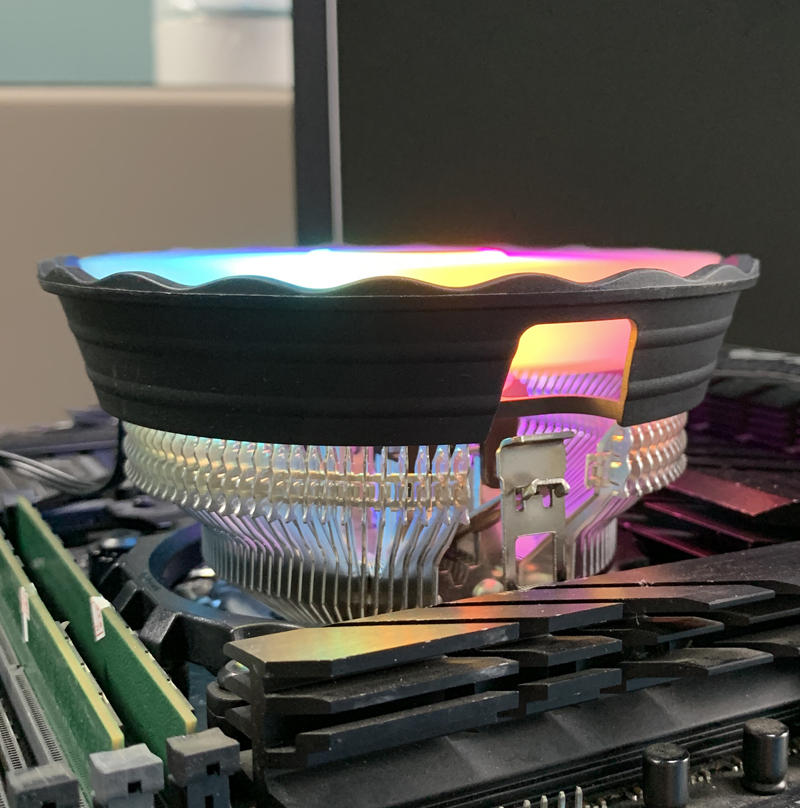 RGB Chłodzenie Powietrzne CPU  – Esports Gaming Fan recenzja i cena